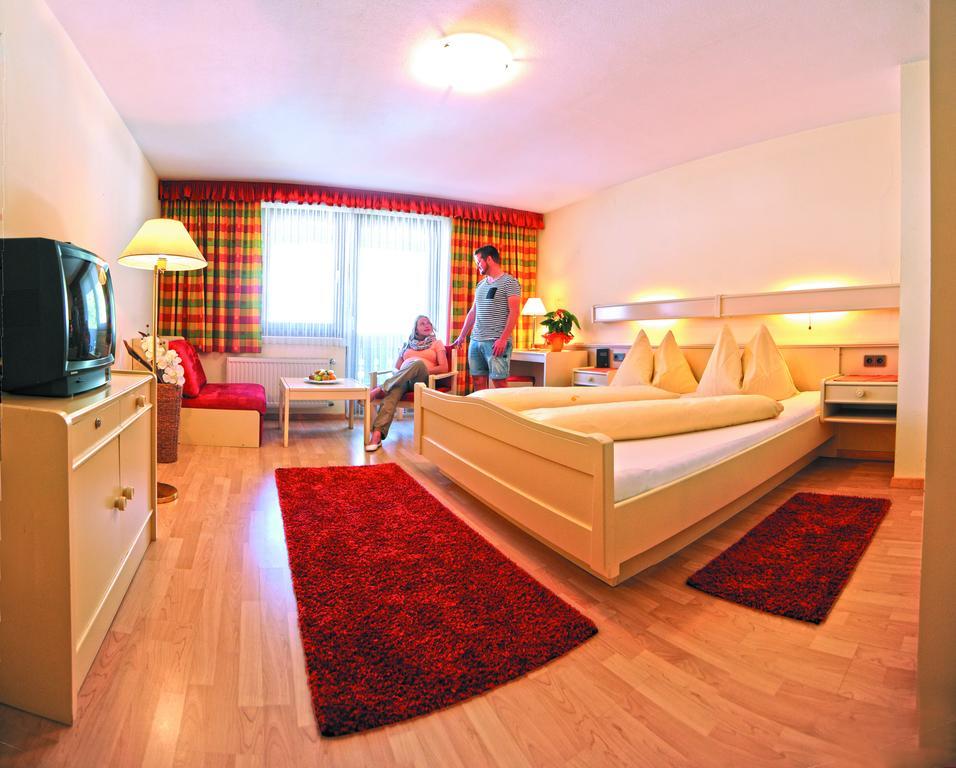 Hotel Loffele Weissbriach Rum bild